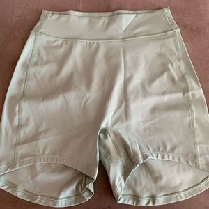 NWOT KK FIT SHORTS - Color: Green Juice